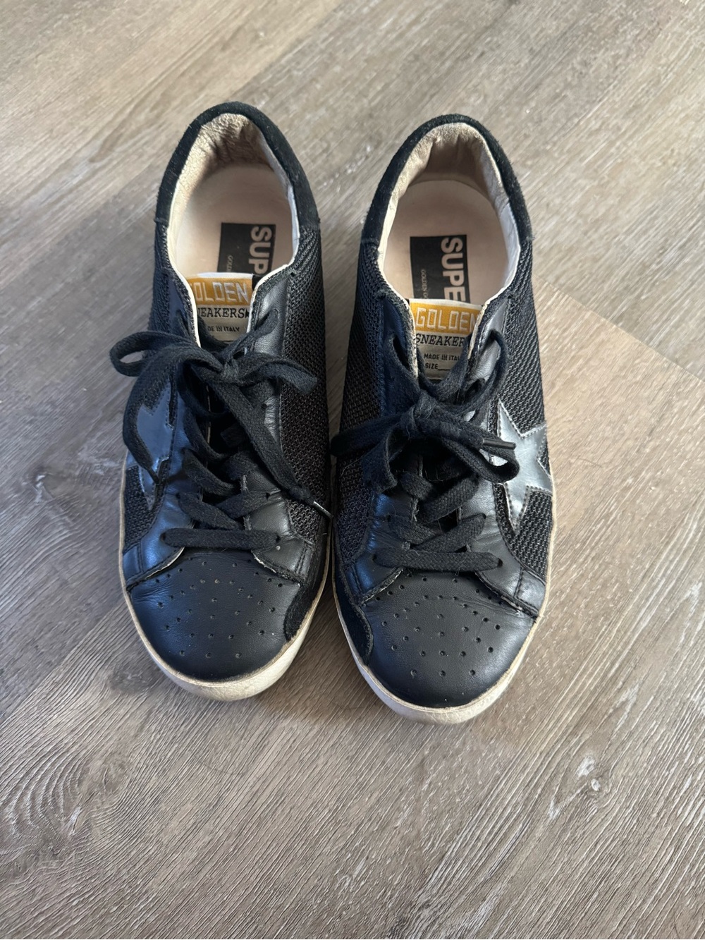 Golden Goose Sneakers